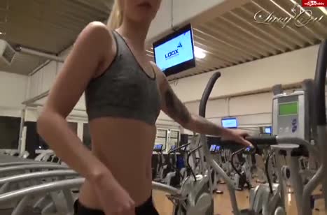 Стройная спортсменка оказалась легко доступной