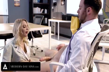 Секси уборщица Kenna James соблазнила мужика на рабочем месте #3