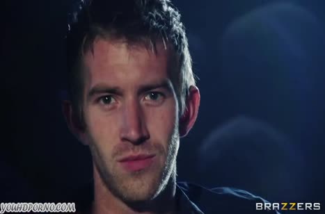 Азиатка в сексуальном наряде согласилась на БДСМ порно