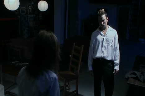 Hillary Scott сама завалила мужика и оседлала его стояк