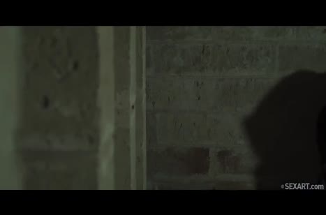 Муж с сисястой женой решили развлечься перед сном