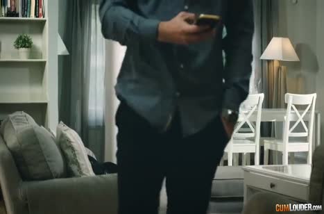 Роскошная горничная Susy Gala решила перепихнуться с боссом