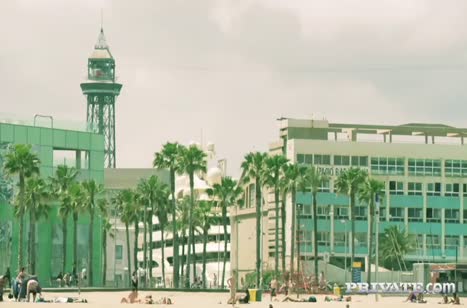 После бассейна подруги замутили совместную оргию