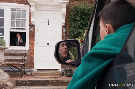 Два друга с удовольствием отымели белокурую самку