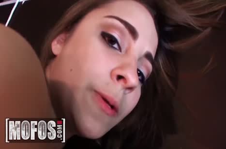 Бабенка без комплексов быстро дала добро на перепихон #6