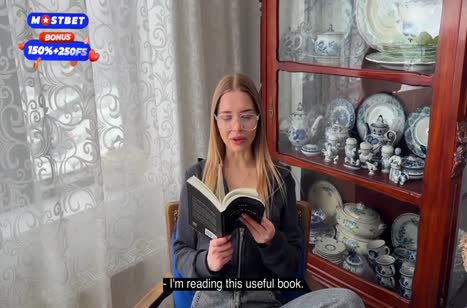 Порвал джинсы на девушке и отымел раком