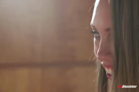 Молодая брюнеточка в чулках наслаждается трахом во всех позах #1