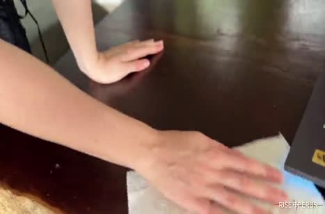 Девушка показала своему парню новый эротичный косплей