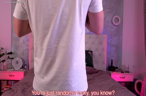 Телочка в сексуальном белье снимает жаркую оргию