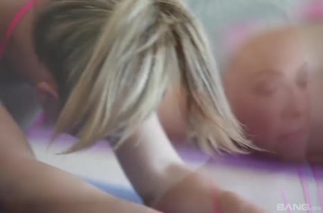 Спортивные телки устроили разврат на групповых занятиях