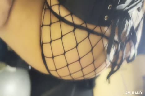 Секс наряды в сеточку всегда предполагают жесткое порево