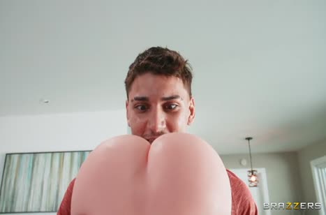 Пока жена крутит педали, муж прет ее секси сестру #1