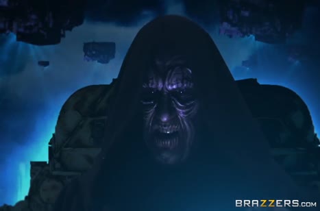 Зрелая докторша Julia Ann занялась сексом с пациентом